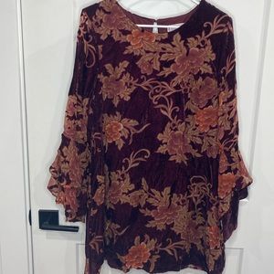 Loveriche Ladies Multi-Color Floral Lightweight
Velvet / Sheer Dress size L